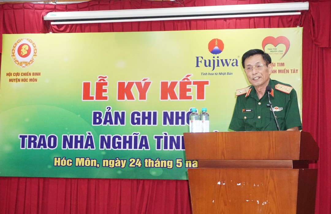 Trung tướng, Ph&amp;oacute; Gi&amp;aacute;o sư, TS.Trần Xu&amp;acirc;n Ninh - nguy&amp;ecirc;n Gi&amp;aacute;m đốc Học viện Lục qu&amp;acirc;n, Bộ quốc ph&amp;ograve;ng ph&amp;aacute;t biểu tạiLe64 k&amp;yacute; kết