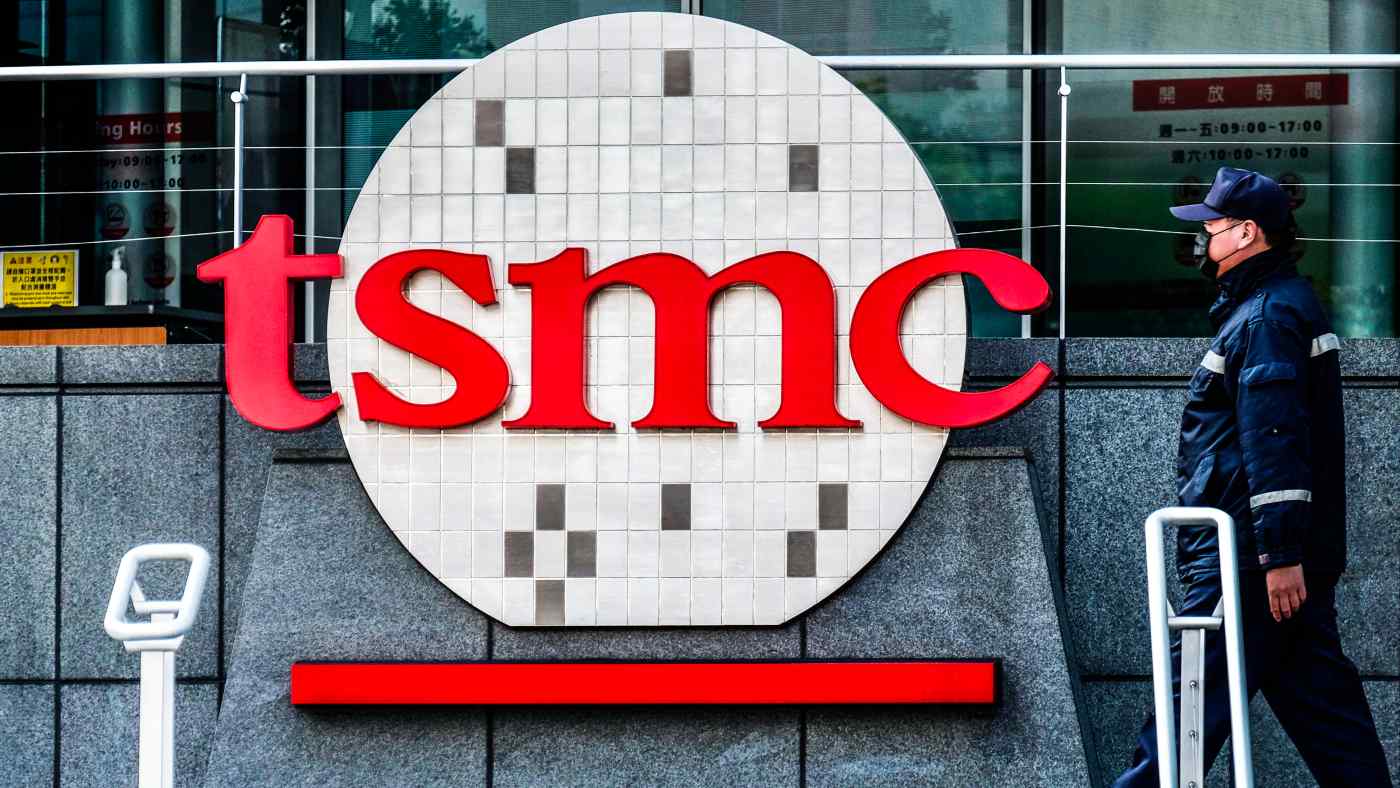 TSMC đ&amp;atilde; bắt đầu tuyển dụng cho nh&amp;agrave; m&amp;aacute;y Arizona. Ảnh: AFP