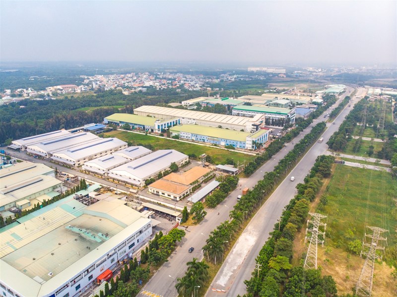 Gi&amp;aacute; bất động sản c&amp;ocirc;ng nghiệp tiếp tục tăng cao
