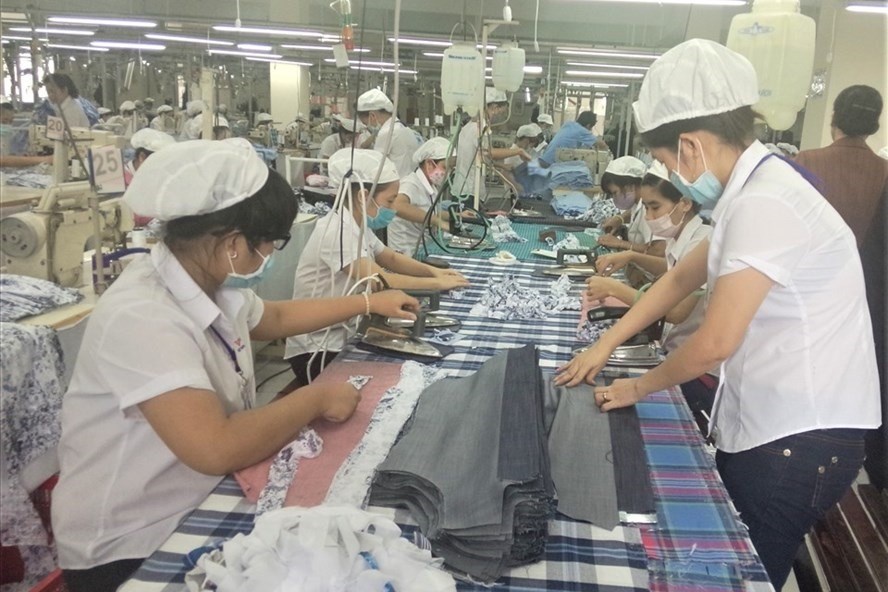 TPHCM vừa ra đề xuất g&amp;oacute;i cứu trợ hơn 1.000 tỉ đồng cho người bị ảnh hưởng v&amp;igrave; COVID-19