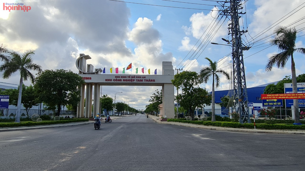 KCN Tam Thăng đ&amp;atilde; trở th&amp;agrave;nh một thương hiệu rất uy t&amp;iacute;n, thu h&amp;uacute;t mạnh mẽ c&amp;aacute;c tập đo&amp;agrave;n, c&amp;ocirc;ng ty đa quốc gia như: Panko, Hyosung, CTR, OCC của H&amp;agrave;n Quốc; Fashion Garment của Hongkong; Amann, Wendler, Lisa Draxilmaier của Đức,&amp;hellip;
