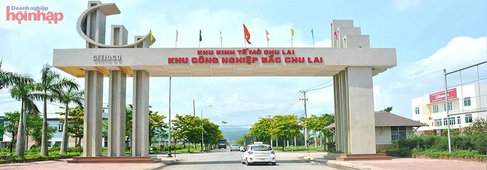 KCN c&amp;oacute; tổng diện t&amp;iacute;ch 361 ha, tại x&amp;atilde; Tam Hiệp, huyện N&amp;uacute;i Th&amp;agrave;nh. đ&amp;atilde; lấp đầy 96%  diện t&amp;iacute;ch giai đoạn 1. Tạo đ&amp;agrave; cho c&amp;ocirc;ng ty tiếp tục đầu tư ho&amp;agrave;n thiện giai đoạn 2, với diện t&amp;iacute;ch 185 ha.