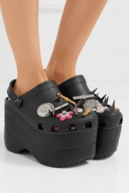 'Dép cao gót Crocs' của thương hiệu xa xỉ Balenciaga có giá dự kiến lên tới 1.000 USD
