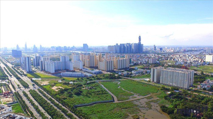 Nhiều dự &amp;aacute;n bất động sản ở TP.HCM bị