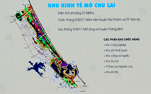 Theo quyết định điều chỉnh, Khu kinh tế mở Chu Lai c&amp;oacute; diện t&amp;iacute;ch hơn 27 ngh&amp;igrave;n ha, Ph&amp;iacute;a Đ&amp;ocirc;ng gi&amp;aacute;p Biển Đ&amp;ocirc;ng, ph&amp;iacute;a T&amp;acirc;y gi&amp;aacute;p đường cao tốc Đ&amp;agrave; Nẵng &amp;ndash; Quảng Ng&amp;atilde;i, ph&amp;iacute;a Nam gi&amp;aacute;p huyện B&amp;igrave;nh Sơn, tỉnh Quảng Ng&amp;atilde;i v&amp;agrave; ph&amp;iacute;a Bắc gi&amp;aacute;p đường nối quốc lộ 1A với đường ven biển 129. (V&amp;otilde; Ch&amp;iacute; C&amp;ocirc;ng)