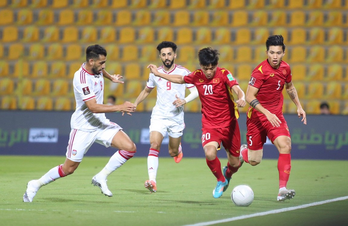 Thua s&amp;aacute;t n&amp;uacute;t 2-3 trước UAE, đội tuyển b&amp;oacute;ng đ&amp;aacute; Việt Nam vẫn tự tin đi tiếp