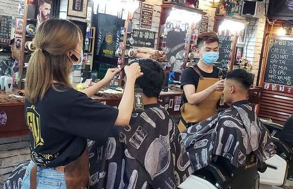 Dịch vụ cắt t&amp;oacute;c, gội đầu&amp;hellip;phải nộp thuế 7%