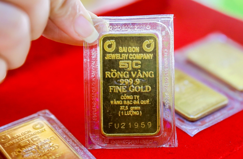 H&amp;ocirc;m nay gi&amp;aacute; v&amp;agrave;ng SJC tăng vượt 57 triệu đồng/lượng