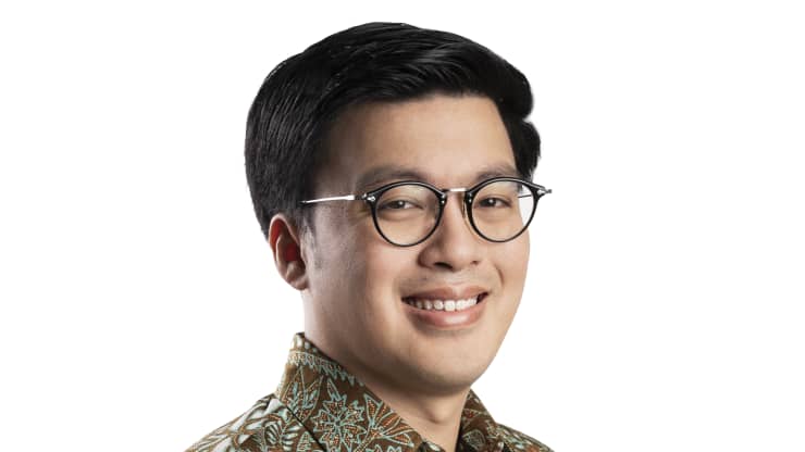 Kevin Aluwi, đồng s&amp;aacute;ng lập v&amp;agrave; CEO của nền tảng gọi xe Indonesia Gojek, thuộc Tập đo&amp;agrave;n GoTo.Nh&amp;oacute;m GoTo