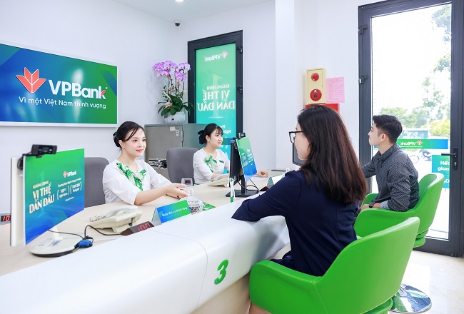 VPBank ph&amp;ograve;ng giao dịch