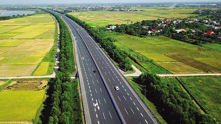 H&amp;agrave; Tĩnh ho&amp;agrave;n tất b&amp;agrave;n giao mốc lộ giới giải ph&amp;oacute;ng mặt bằng cao tốc Bắc - Nam