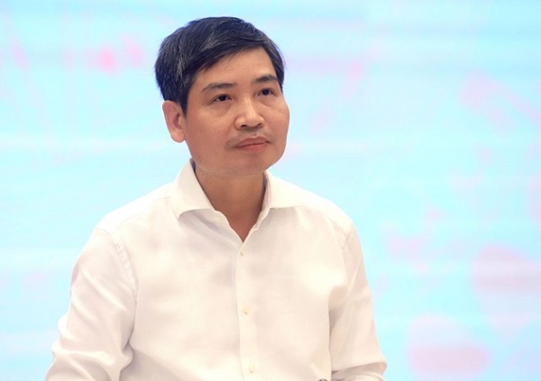 Thứ trưởng Bộ T&amp;agrave;i ch&amp;iacute;nh Tạ Anh Tuấn