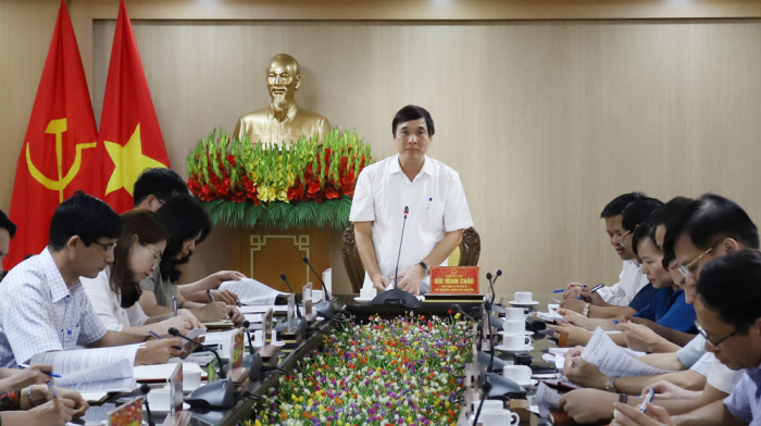 Bí thư Tỉnh ủy, Chủ tịch HĐND tỉnh Phú Thọ phát biểu tại hội nghị Bí thư Tỉnh ủy, Chủ tịch HĐND tỉnh Phú Thọ phát biểu tại hội nghị