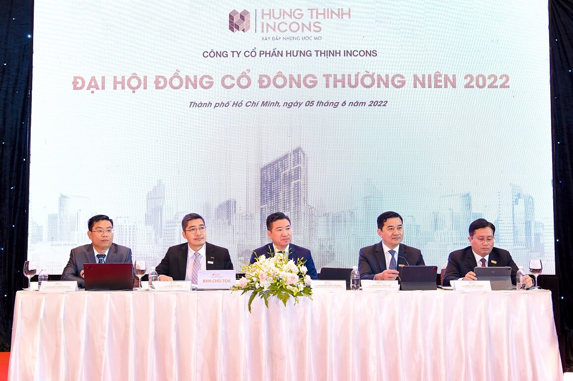 Đoàn chủ toạ đại hội cổ đông thường niên năm 2022. Đoàn chủ toạ đại hội cổ đông thường niên năm 2022.