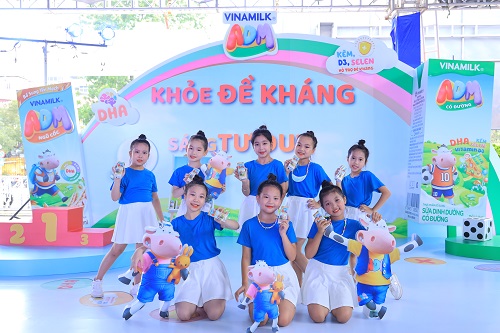 Ảnh minh họaC&amp;aacute;c s&amp;acirc;n chơi được trang tr&amp;iacute; với m&amp;agrave;u sắc bắt mắt, h&amp;igrave;nh ảnh vui nhộn đ&amp;atilde; thu h&amp;uacute;t được rất nhiều c&amp;aacute;c em nhỏ tham quan v&amp;agrave; chụp h&amp;igrave;nh