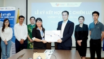 Sinh viên ngành Fintech trải nghiệm thực tiễn giải pháp thanh toán của VNPay