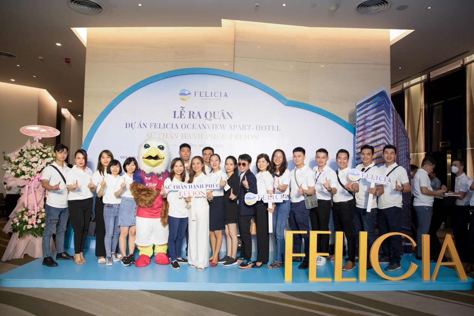 Tinh thần chiến binh Felicia được lan tỏa v&amp;agrave; mang đến nguồn năng lượng t&amp;iacute;ch cực cho tất cả chuy&amp;ecirc;n vi&amp;ecirc;n tư vấn dự &amp;aacute;n.
