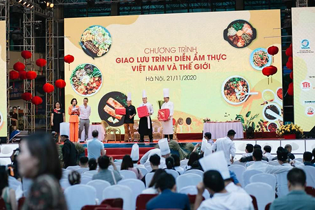 Lễ hội Sáng tạo từ trứng là một hoạt động quảng bá ẩm thực Việt Nam và quốc tế. Lễ hội Sáng tạo từ trứng là một hoạt động quảng bá ẩm thực Việt Nam và quốc tế.