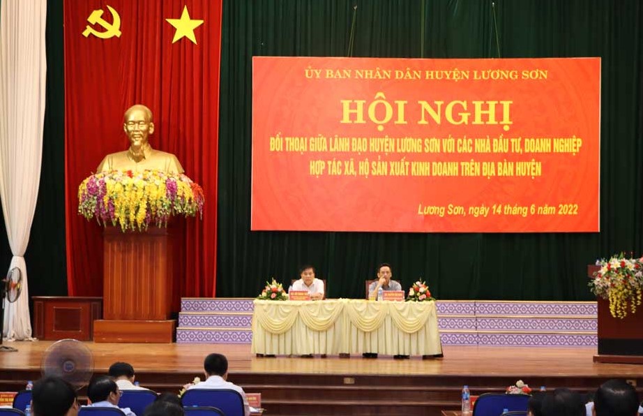 Quang cảnh hội nghị đối thoại