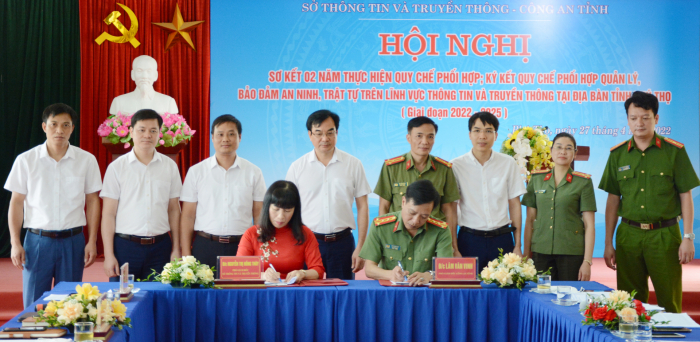 L&amp;atilde;nh đạo Sở Th&amp;ocirc;ng tin v&amp;agrave; Truyền th&amp;ocirc;ng  v&amp;agrave; C&amp;ocirc;ng an tỉnh Ph&amp;uacute; Thọ k&amp;yacute; kết Quy chế phối hợp quản l&amp;yacute;, đảm bảo an ninh, trật tự tr&amp;ecirc;n lĩnh vực Th&amp;ocirc;ng tin v&amp;agrave; truyền th&amp;ocirc;ng tại địa b&amp;agrave;n tỉnh giai đoạn 2022 - 2025