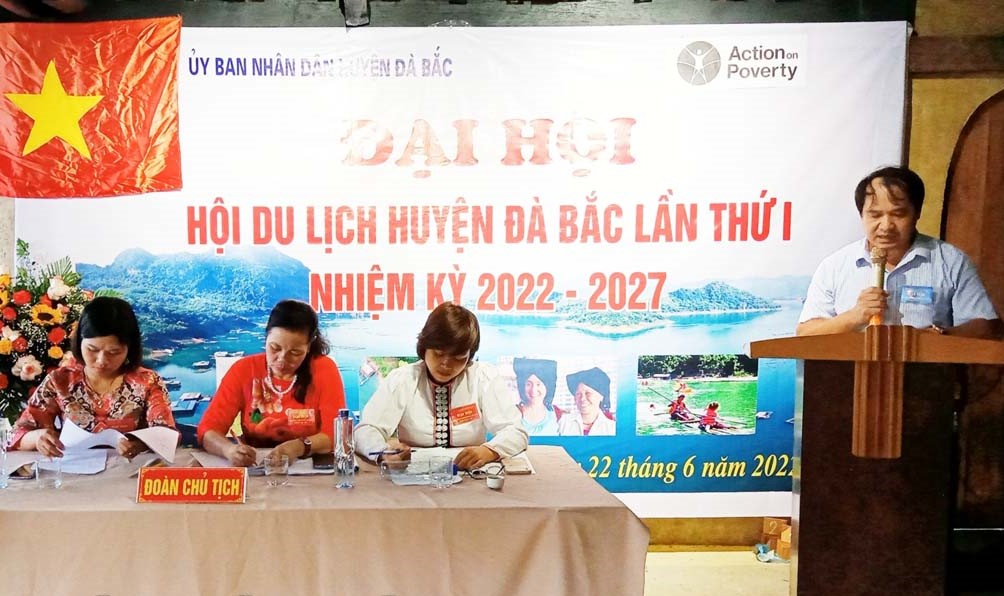 Đại hội Hội Du lịch huyện Đ&amp;agrave; Bắc (tỉnh H&amp;ograve;a B&amp;igrave;nh) lần thứ I đ&amp;atilde; diễn ra tại x&amp;atilde; Hiền Lương (Đ&amp;agrave; Bắc).