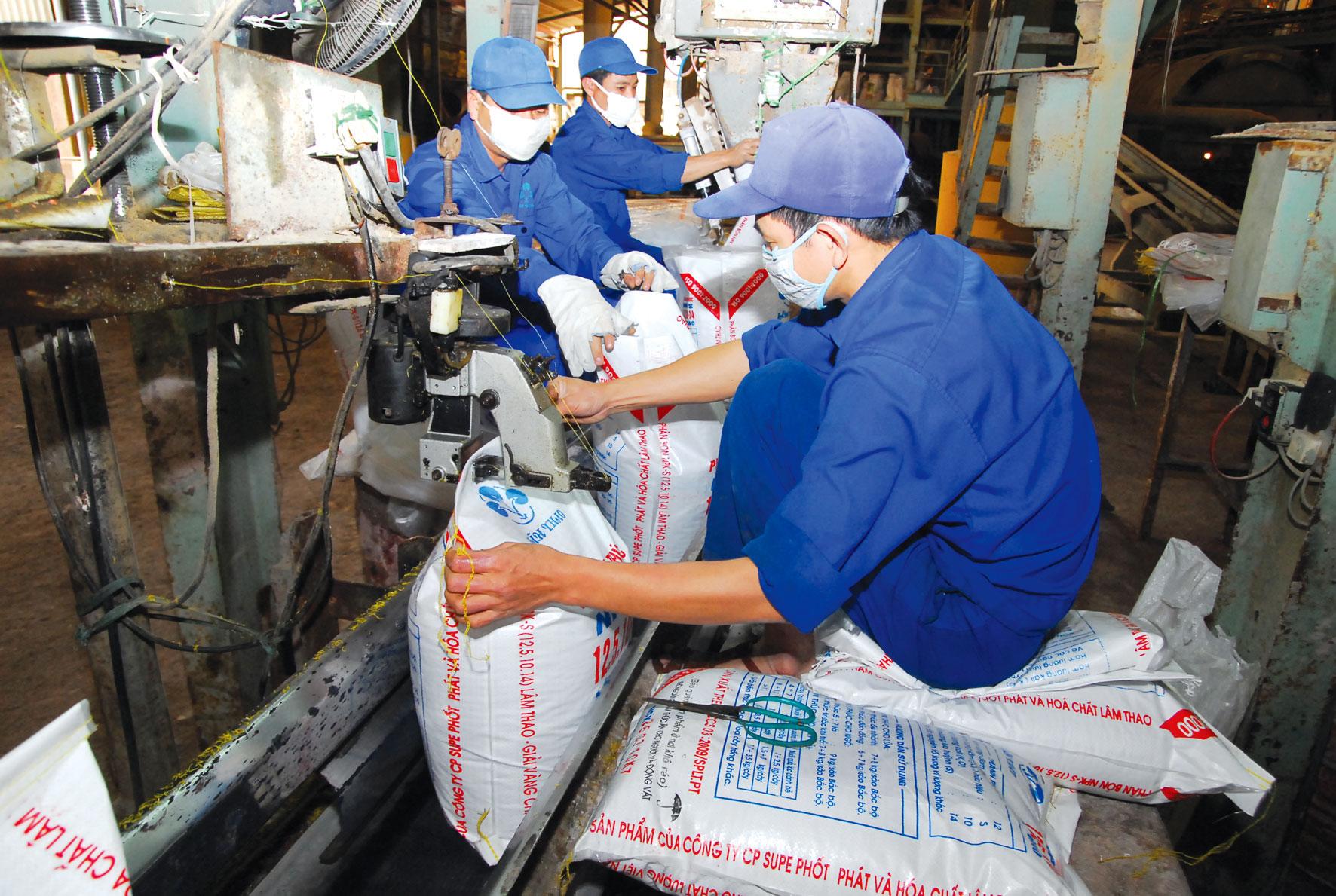 Ph&amp;acirc;n b&amp;oacute;n v&amp;agrave; H&amp;oacute;a chất Dầu kh&amp;iacute; T&amp;acirc;y Nam Bộ sẽ trả cổ tức tiền mặt tỷ lệ 17%