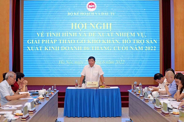 Bộ trưởng Nguyễn Ch&amp;iacute; Dũng chủ tr&amp;igrave; Hội nghị về t&amp;igrave;nh h&amp;igrave;nh v&amp;agrave; đề xuất nhiệm vụ, giải ph&amp;aacute;p th&amp;aacute;o gỡ kh&amp;oacute; khăn, hỗ trợ sản xuất kinh doanh 6 th&amp;aacute;ng cuối năm 2022