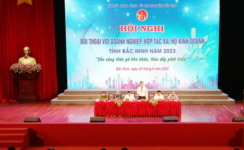 Hội nghị đối thoại doanh nghiệp, hợp t&amp;aacute;c x&amp;atilde; năm 2023 của tỉnh Bắc Ninh. Ảnh: UBND Bắc Ninh.