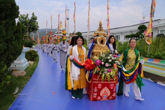 Đo&amp;agrave;n rước Bảo th&amp;aacute;p Mandala -  biểu tượng tr&amp;iacute; tuệ, &amp;yacute; gi&amp;aacute;c ngộ của chư Phật