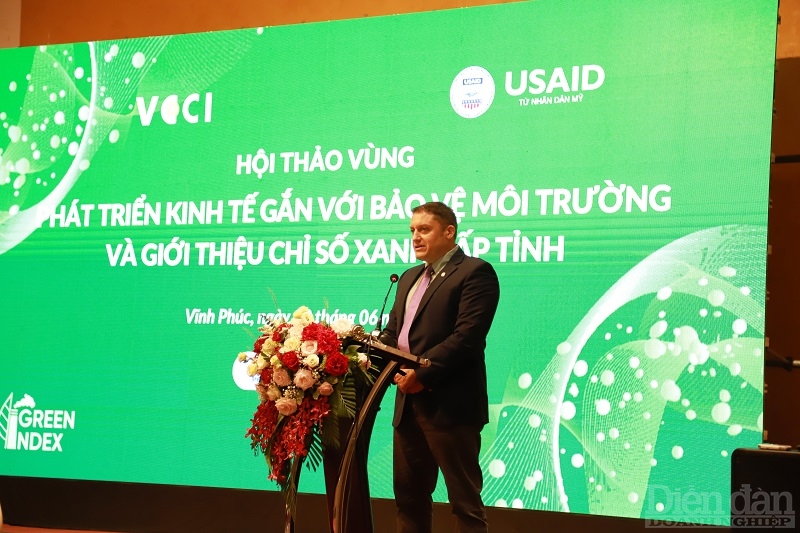 &amp;Ocirc;ng TREVOR HUBLIN - Quyền Gi&amp;aacute;m đốc Ph&amp;ograve;ng Ph&amp;aacute;t triển kinh tế v&amp;agrave; Quản trị Nh&amp;agrave; nước USAID/Việt Nam đ&amp;aacute;nh gi&amp;aacute; cao việc th&amp;uacute;c đẩy ph&amp;aacute;t triển kinh tế xanh tại Hội thảo