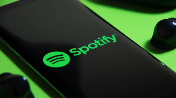 Spotify sẽ cho phép người dùng tải xuống một số bài hát yêu thích