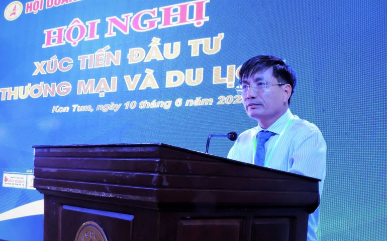 Ph&amp;oacute; Chủ tịch UBND tỉnh Nguyễn Ngọc S&amp;acirc;m ph&amp;aacute;t biểu tại hội nghị