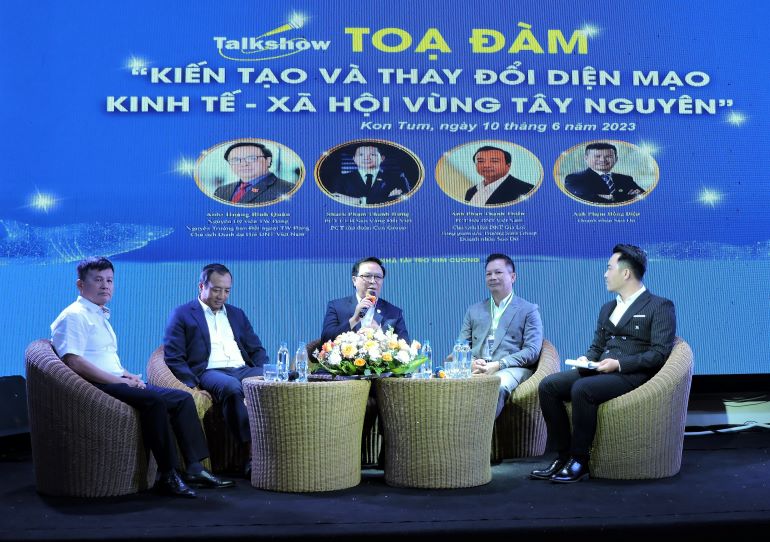 Tọa đ&amp;agrave;m &amp;ldquo;Kiến tạo v&amp;agrave; thay đổi diện mạo kinh tế x&amp;atilde; hội v&amp;ugrave;ng T&amp;acirc;y Nguy&amp;ecirc;n