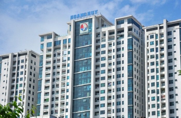 Dịch vụ T&amp;agrave;i ch&amp;iacute;nh Ho&amp;agrave;ng Huy ghi nhận doanh thu lao dốc năm 2022