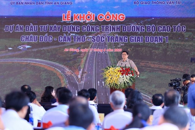 Thủ tướng đ&amp;aacute;nh gi&amp;aacute; cao chủ trương mạnh dạn th&amp;iacute; điểm, ph&amp;acirc;n cấp cho c&amp;aacute;c địa phương l&amp;agrave;m chủ đầu tư c&amp;aacute;c dự &amp;aacute;n hạ tầng giao th&amp;ocirc;ng