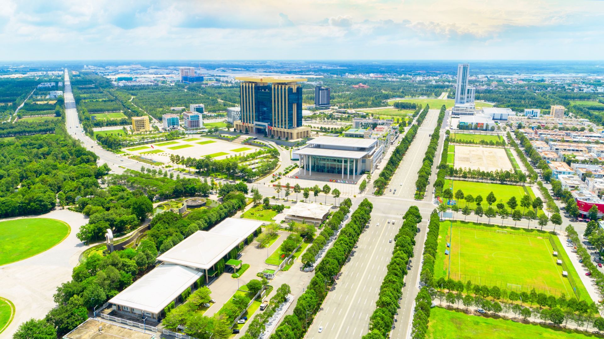 B&amp;igrave;nh Dương đ&amp;atilde; thực hiện đề &amp;aacute;n Th&amp;agrave;nh phố Th&amp;ocirc;ng minh B&amp;igrave;nh Dương đầy tham vọng từ năm 2016 v&amp;agrave; lu&amp;ocirc;n b&amp;aacute;m chặt theo kh&amp;aacute;i niệm chuyển đổi kinh tế theo hướng đổi mới s&amp;aacute;ng tạo v&amp;agrave; số h&amp;oacute;a.
