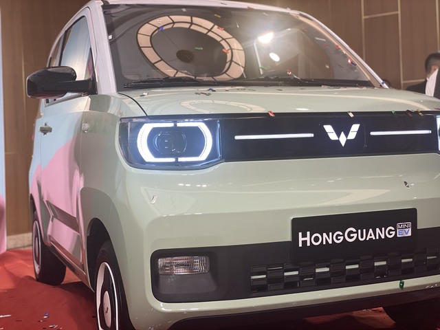 &amp;Ocirc; t&amp;ocirc; điện 't&amp;iacute; hon' Wuling Mini EV gi&amp;aacute; từ 239 triệu đồng tại Việt Nam