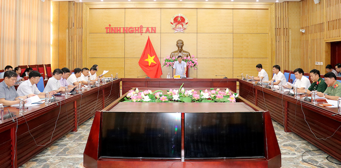 Ban Chỉ đạo ph&amp;aacute;t triển điện lực tỉnh Nghệ An tổ chức cuộc họp &amp;ldquo;nắm bắt t&amp;igrave;nh h&amp;igrave;nh cung ứng điện v&amp;agrave; triển khai thực hiện đảm bảo cấp điện trong m&amp;ugrave;a cao điểm năm 2024; giải quyết c&amp;aacute;c vấn đề an to&amp;agrave;n h&amp;agrave;nh lang lưới điện cao &amp;aacute;p&amp;rdquo;.