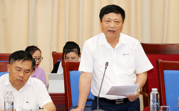 Ph&amp;aacute;t biểu tại cuộc họp, &amp;ocirc;ng B&amp;agrave;nh Hồng Hiển - Gi&amp;aacute;m đốc C&amp;ocirc;ng ty Điện lực Nghệ An cho hay: 150 MW thiếu hụt n&amp;agrave;y chỉ rơi v&amp;agrave;o khoảng khung giờ cao điểm từ 11h -15h v&amp;agrave; từ 21h-24h h&amp;agrave;ng ng&amp;agrave;y; c&amp;ograve;n c&amp;aacute;c khung giờ kh&amp;aacute;c vẫn đảm bảo. Dự kiến c&amp;ocirc;ng suất điện tr&amp;ecirc;n địa b&amp;agrave;n tỉnh đến cuối năm 2024 đạt 1.100 MW. Ph&amp;iacute;a ng&amp;agrave;nh điện sẽ nỗ lực hết sức để đảm bảo nguồn điện.