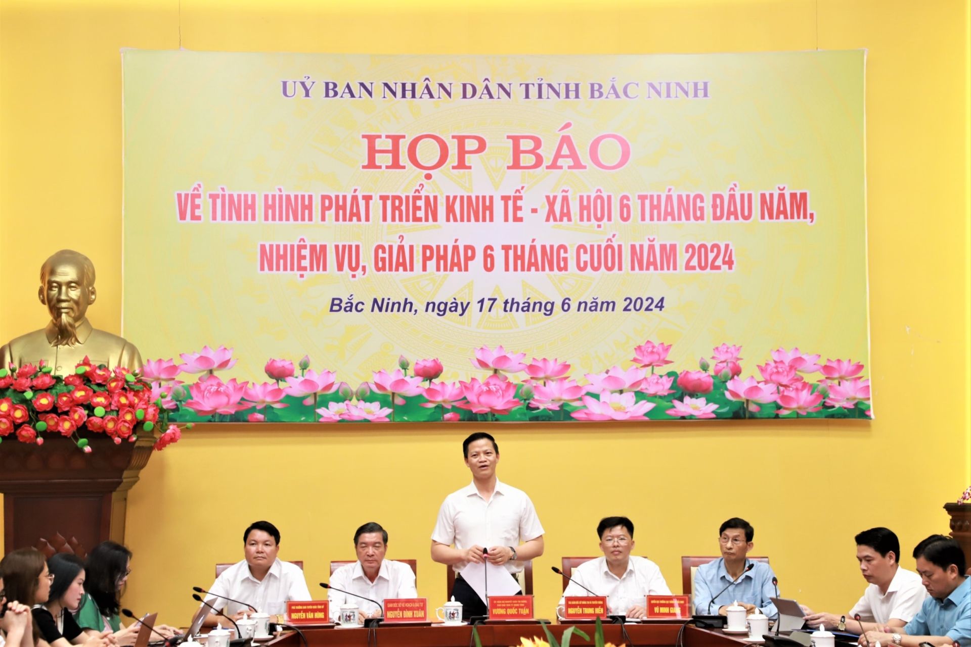 L&amp;atilde;nh đạo tỉnh Bắc Ninh đưa ra định hướng ph&amp;aacute;t triển 6 th&amp;aacute;ng cuối năm 2024