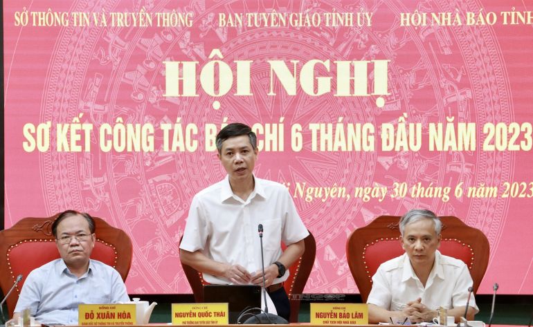 Nguyễn Quốc Th&amp;aacute;i, Ph&amp;oacute; Trưởng ban Tuy&amp;ecirc;n gi&amp;aacute;o Tỉnh ủy ph&amp;aacute;t biểu tại Hội nghị