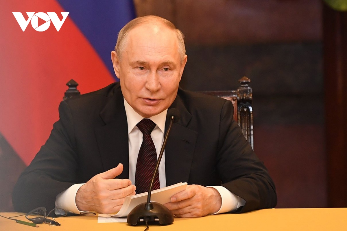 Tổng thống Putin ph&amp;aacute;t biểu tại cuộc họp b&amp;aacute;o