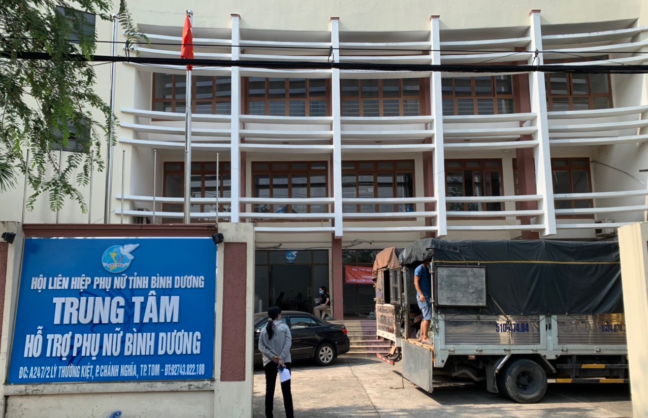 Hội N&amp;ocirc;ng d&amp;acirc;n tỉnh B&amp;igrave;nh Dương đ&amp;atilde; phối hợp với c&amp;aacute;c c&amp;aacute; nh&amp;acirc;n, tổ chức nỗ lực gi&amp;uacute;p b&amp;agrave; con ti&amp;ecirc;u thụ cam