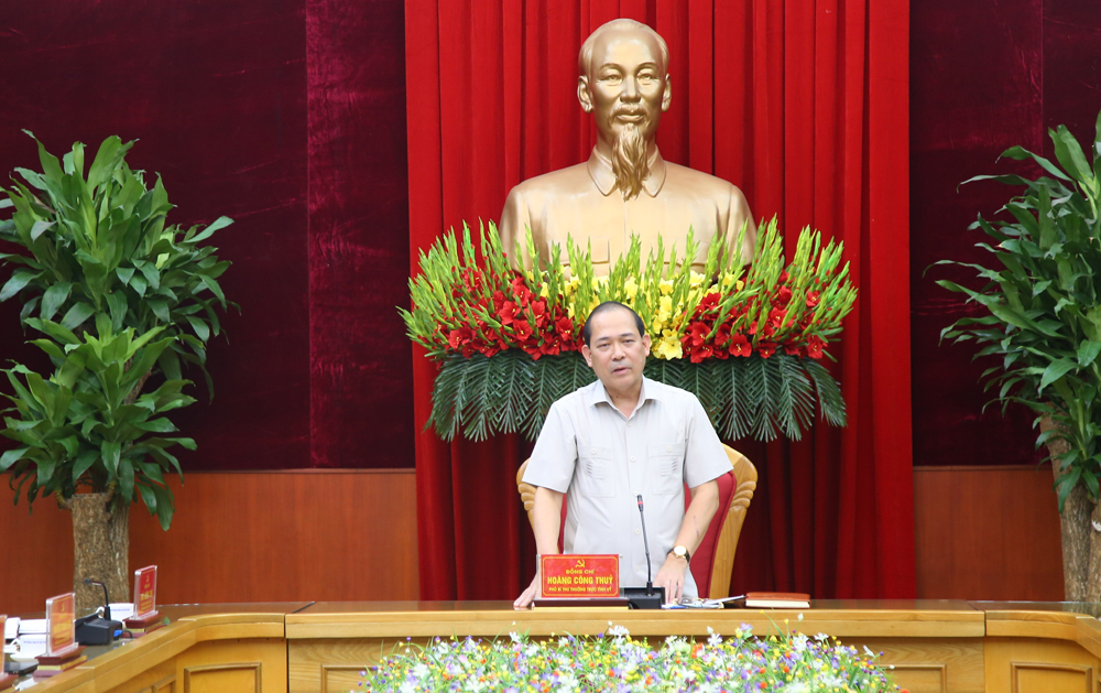 Ph&amp;oacute; B&amp;iacute; thư thường trực tỉnh ủy Ph&amp;uacute; Thọ ph&amp;aacute;t biểu tại hội nghị