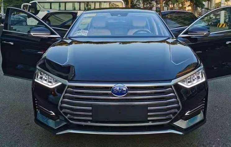 D&amp;ograve;ng xe e9 của BYD