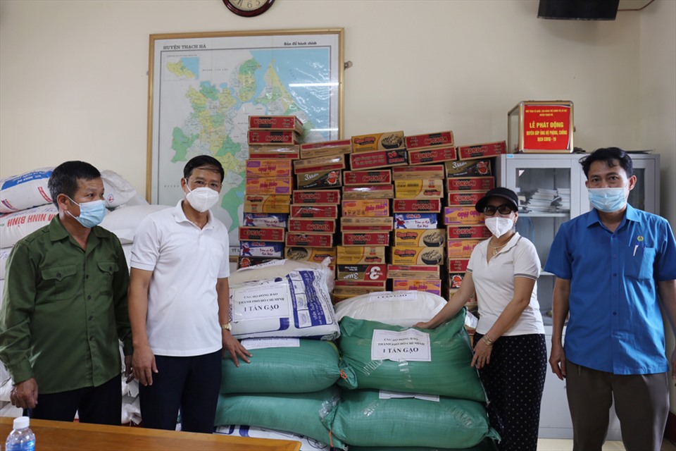 H&amp;agrave; Tĩnh gom 26 tấn h&amp;agrave;ng gửi v&amp;agrave;o miền Nam
