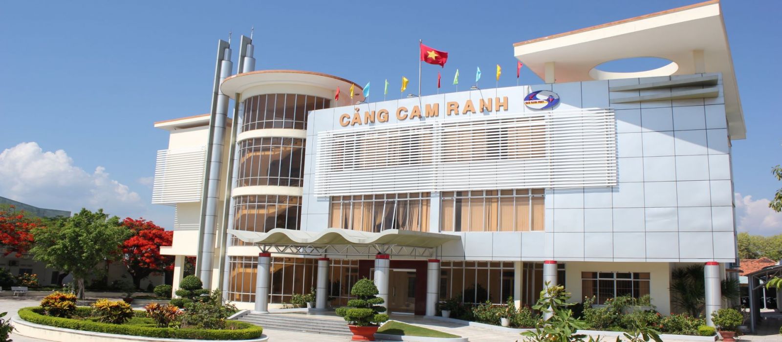 Cảng Cam Ranh doanh thu v&amp;agrave; lợi nhuận qu&amp;yacute; II đồng loạt tăng đột biến