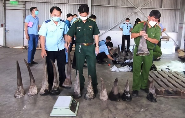 Số lượng lớn h&amp;agrave;ng h&amp;oacute;a nghi sừng t&amp;ecirc; gi&amp;aacute;c vđược c&amp;aacute;c cơ quan chức năng tại TP. Đ&amp;agrave; Nẵng thu giữ