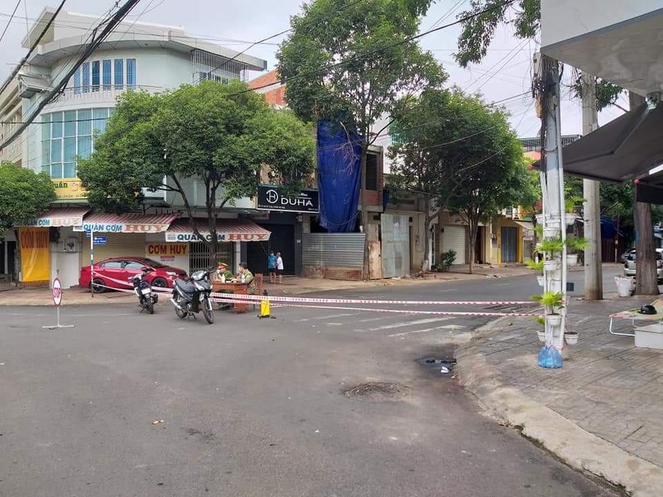 Phong tỏa một tuyến đường c&amp;oacute; bệnh nh&amp;acirc;n dương t&amp;iacute;nh với SARS-CoV-2 tại th&amp;agrave;nh phố Bu&amp;ocirc;n Ma Thuột
