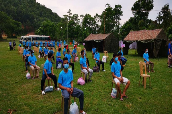C&amp;ocirc;ng d&amp;acirc;n trở về từ Th&amp;aacute;i Lan, được c&amp;aacute;ch ly ở khu c&amp;aacute;ch ly tập trung tại Trung đo&amp;agrave;n 762, phường Đ&amp;ocirc;ng Lĩnh, TP Thanh H&amp;oacute;a